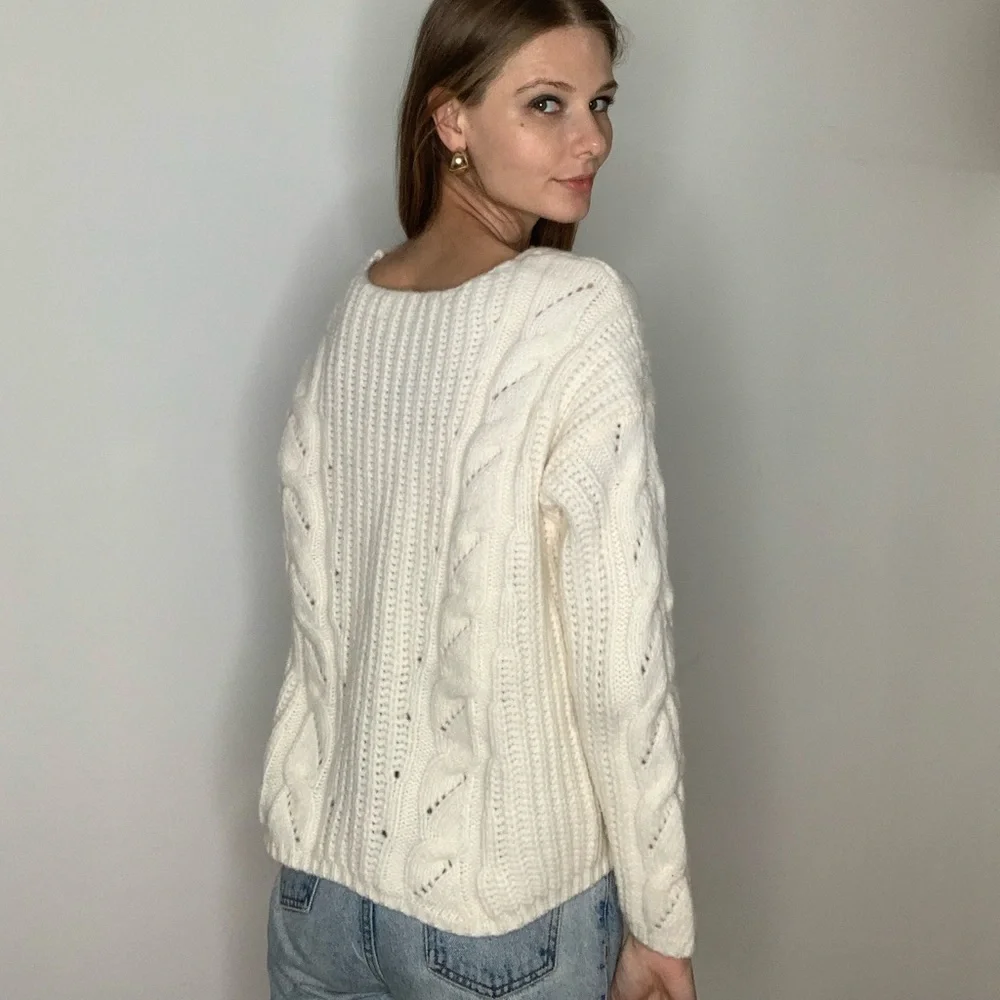 White sweater Anthropology XS - Picture 4 of 7